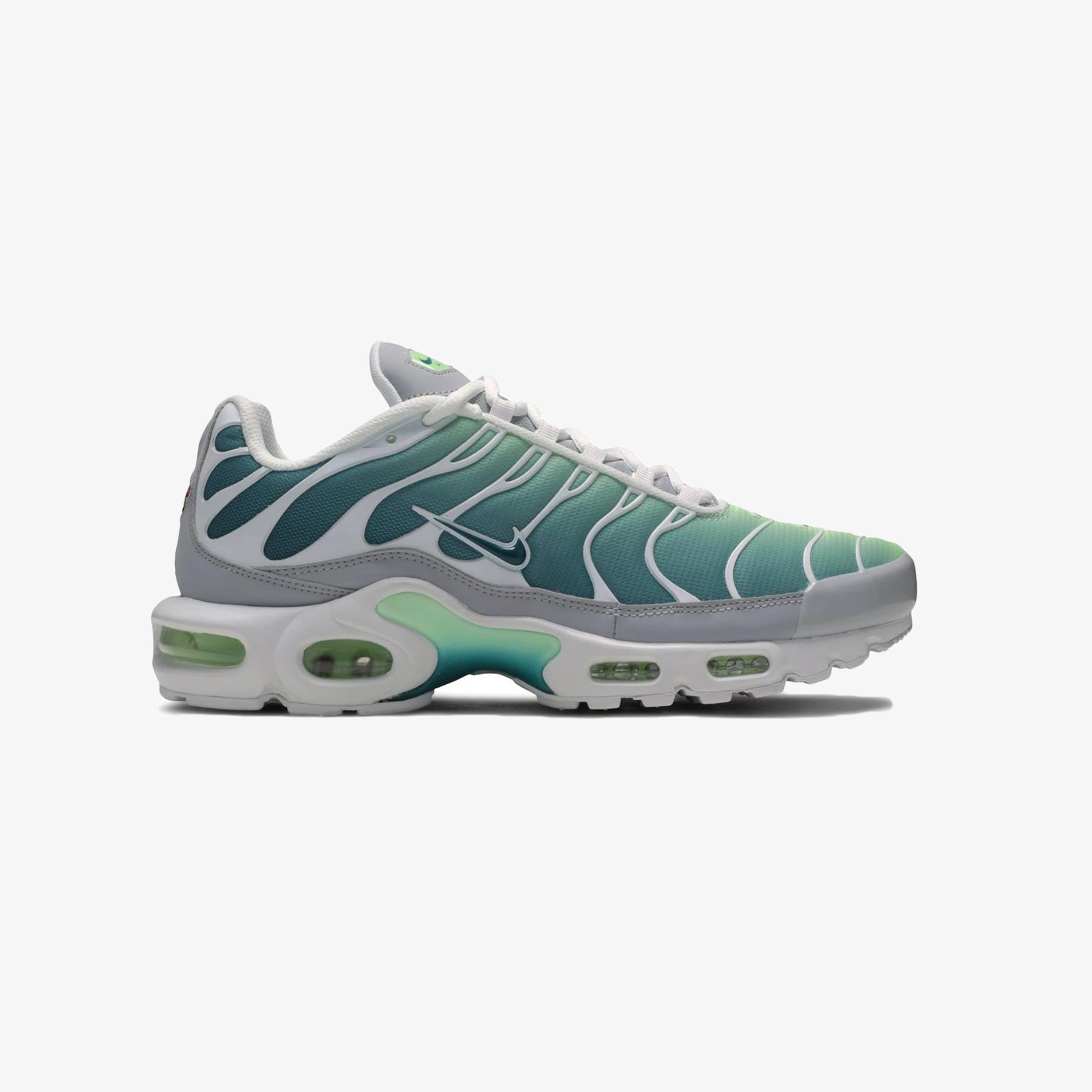 Air Max Plus TN "Ghost Green"